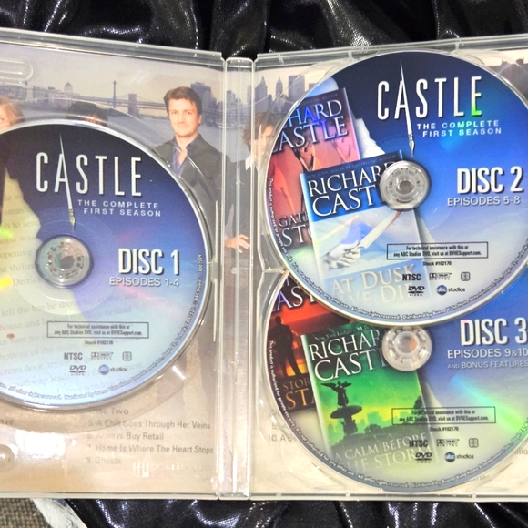 Castle Complete Series DVD Set - Picture 7 of 7